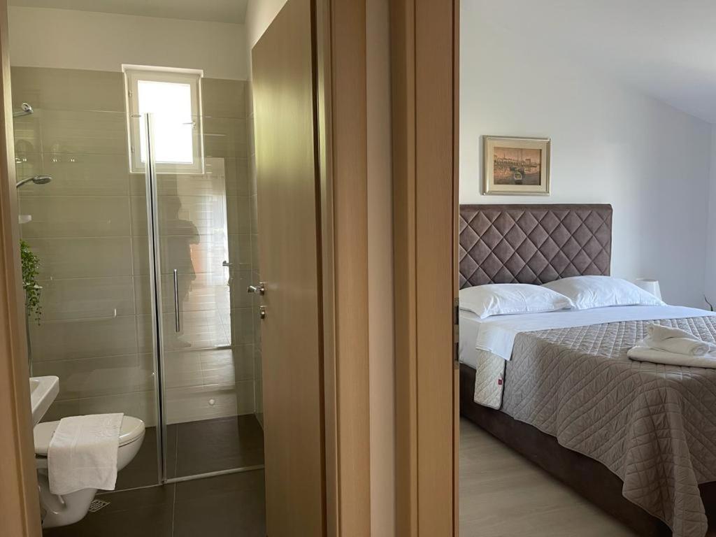 Villa Jadranka Apartments Тучепи Экстерьер фото