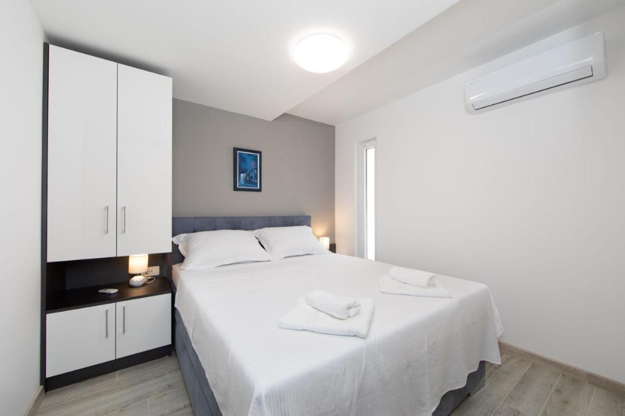 Villa Jadranka Apartments Тучепи Экстерьер фото