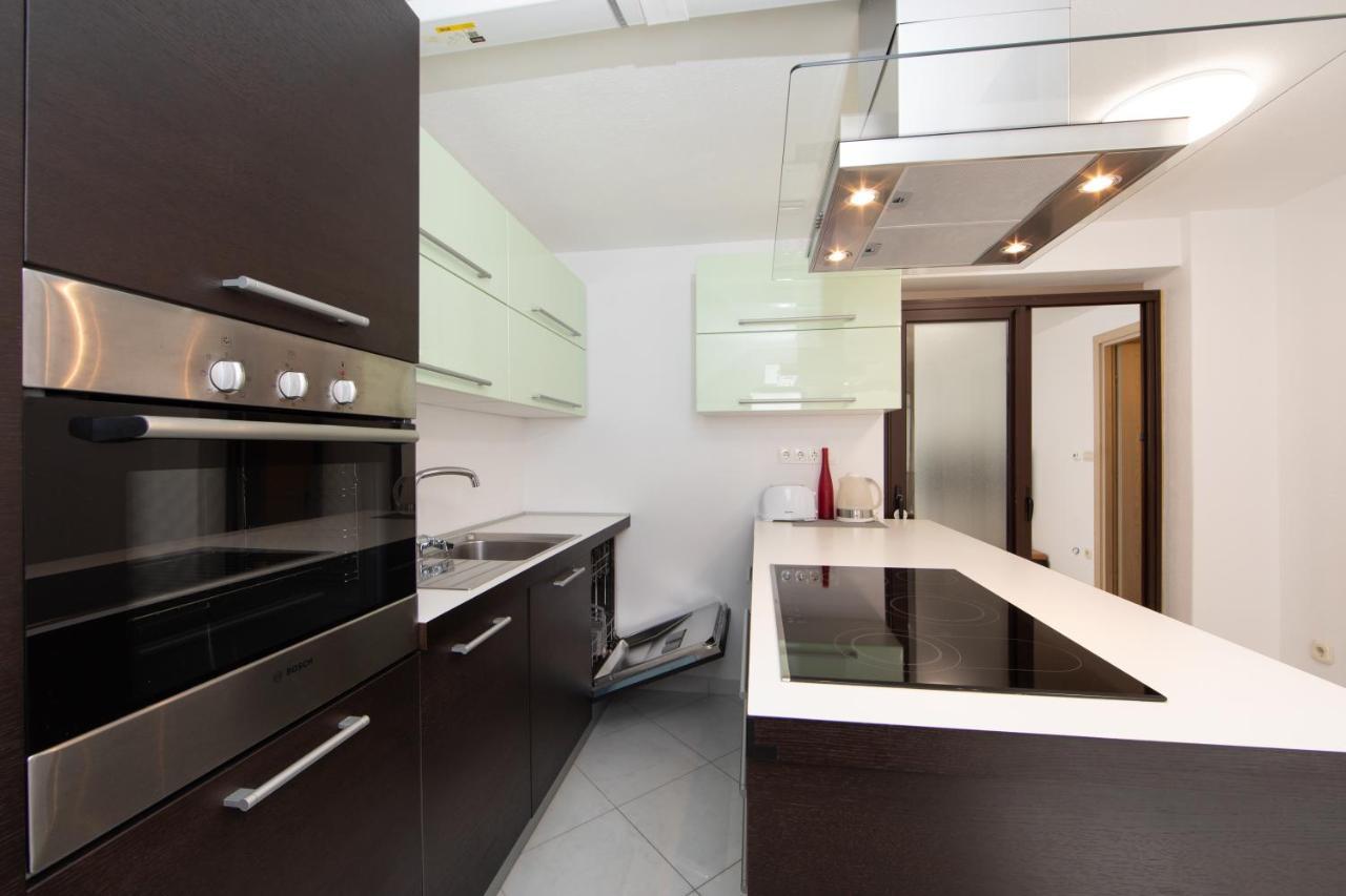 Villa Jadranka Apartments Тучепи Экстерьер фото