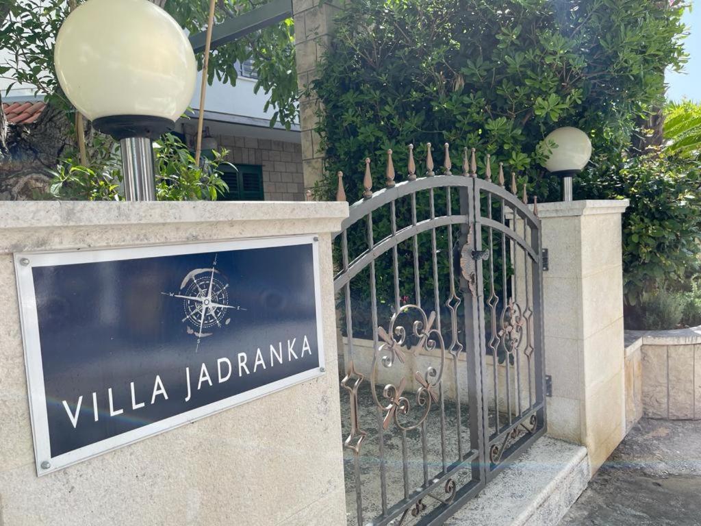Villa Jadranka Apartments Тучепи Экстерьер фото